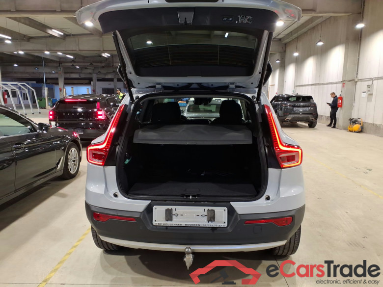VOLVO XC40 1.5 T4 RECHARGE GEARTR. INSCRIPTION EXPR #3