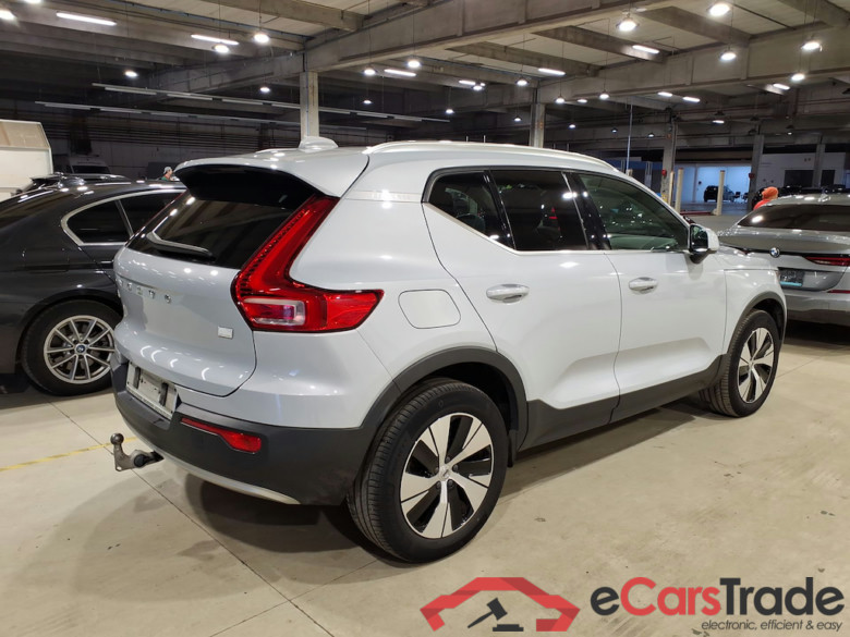VOLVO XC40 1.5 T4 RECHARGE GEARTR. INSCRIPTION EXPR #4