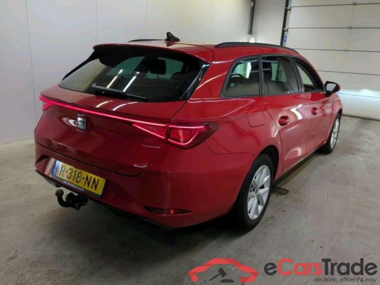 SEAT Leon Sportstourer 2.0 TDI StyleBns Int #2
