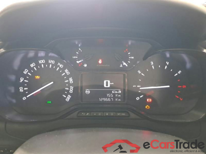 CITROEN C3 / 2020 / 5P / Berlina BlueHDi 100 S&S Feel #4