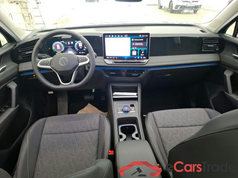 VOLKSWAGEN Tiguan / 2023 / 5P / SUV 1.5 EHYBRID 204 DSG6 LIFE PLUS #6
