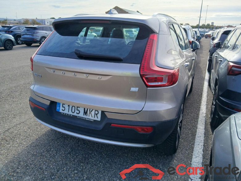 VOLVO XC40 / 2021 / 5P / todoterreno 1.5 T4 Recharge PHEV Plus Bright Auto #2