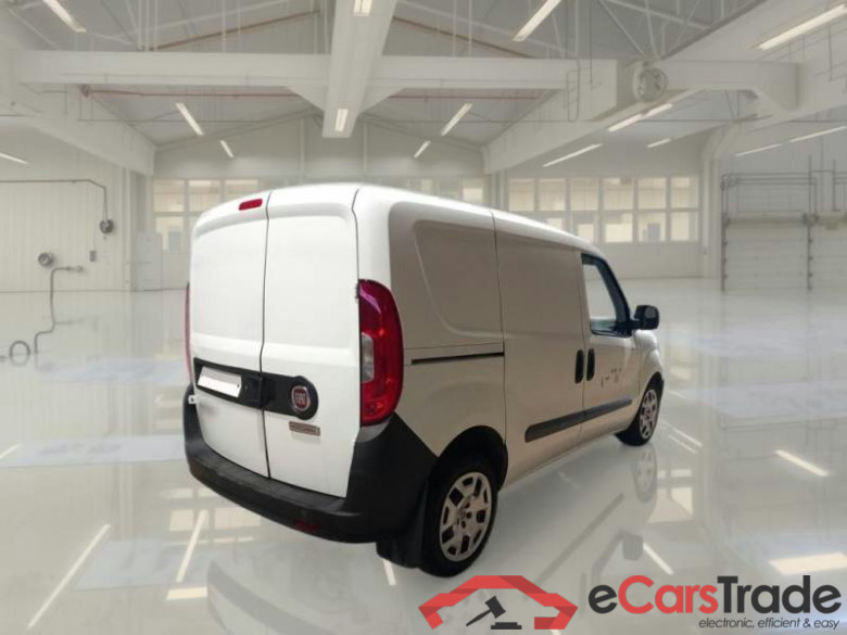 FIAT DOBLÒ CARGO / 2014 / 4P / VETT. FURGONATA 1.6 MULTIJET 16V 105CV SX EURO 6 #2