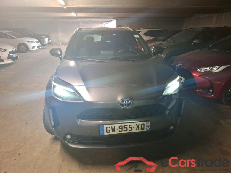 TOYOTA Yaris Cross Hybride / 2021 / 5P / SUV 1.5 HYBRID 116H DESIGN AWD AUTO