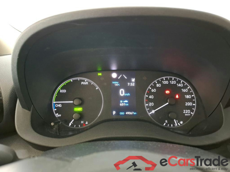 TOYOTA Yaris Hybride / 2019 / 5P / Berline Hybride 116h Dynamic Business Beyond Zer #6