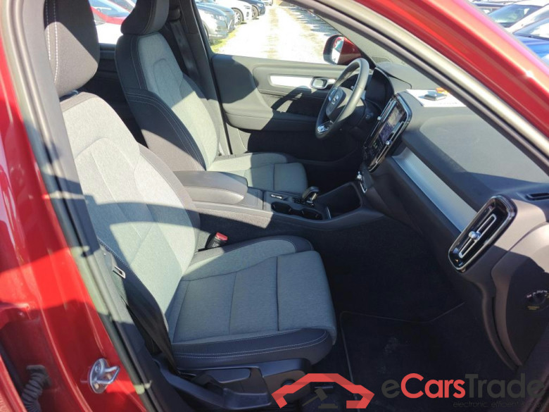 VOLVO XC40 / 2021 / 5P / todoterreno 2.0 B3 G Core Auto #6